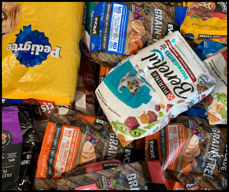 Dry pet food at Pet Food Bank